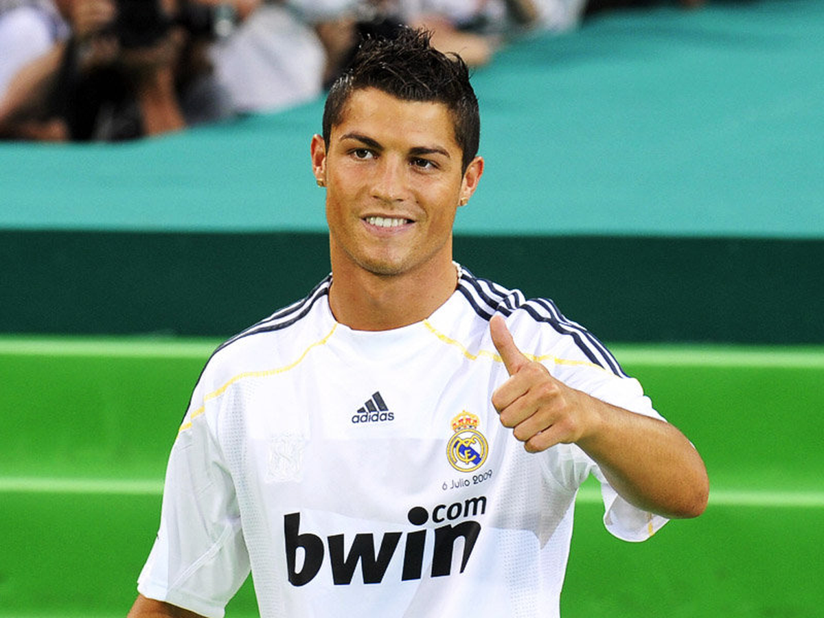 Ronaldo, Lösemili Çocuklar İçin Kan Bağışında Bulundu
