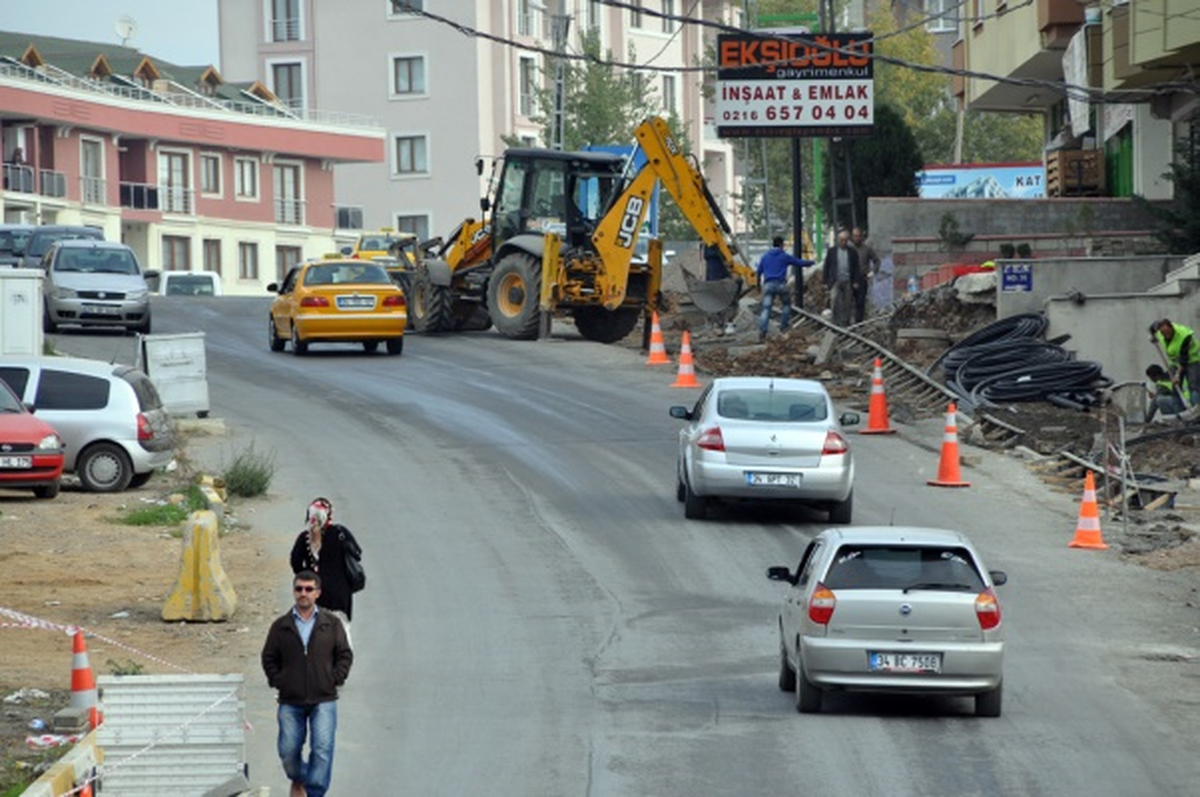 Sabiha Gökçen\'e E-5\'Ten Yeni Yol