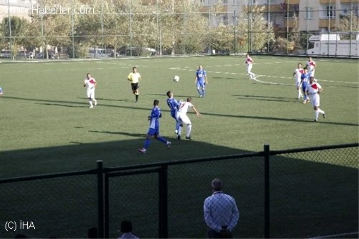 Şahinbey Belediye Futbol Takımı Birecik Belediye Spor Maçına Hazır