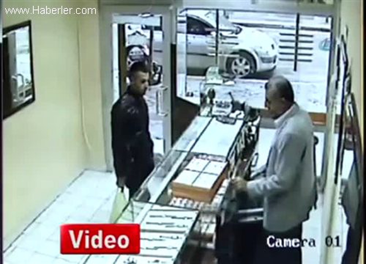 Sakarya\'da Film Gibi Kuyumcu Soygunu