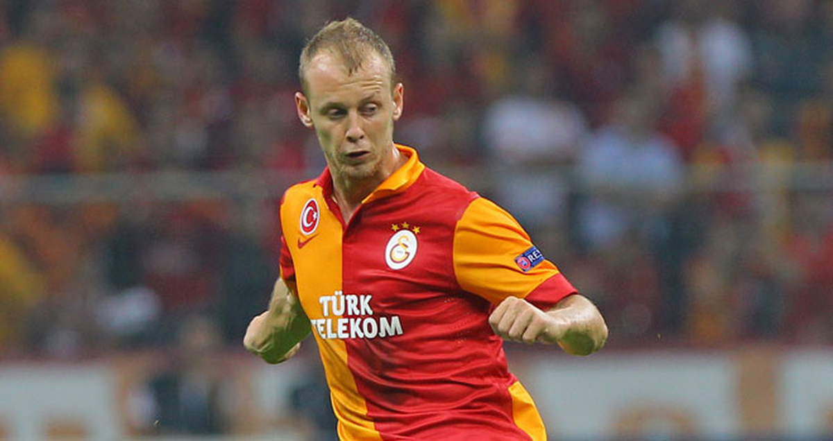 Galatasaray, Semih Kaya\'nın Sözleşmesini Revize Etti