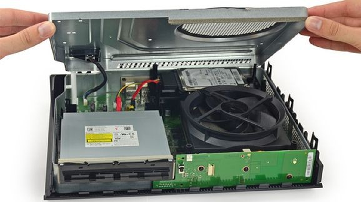 Xbox One da parça parça!