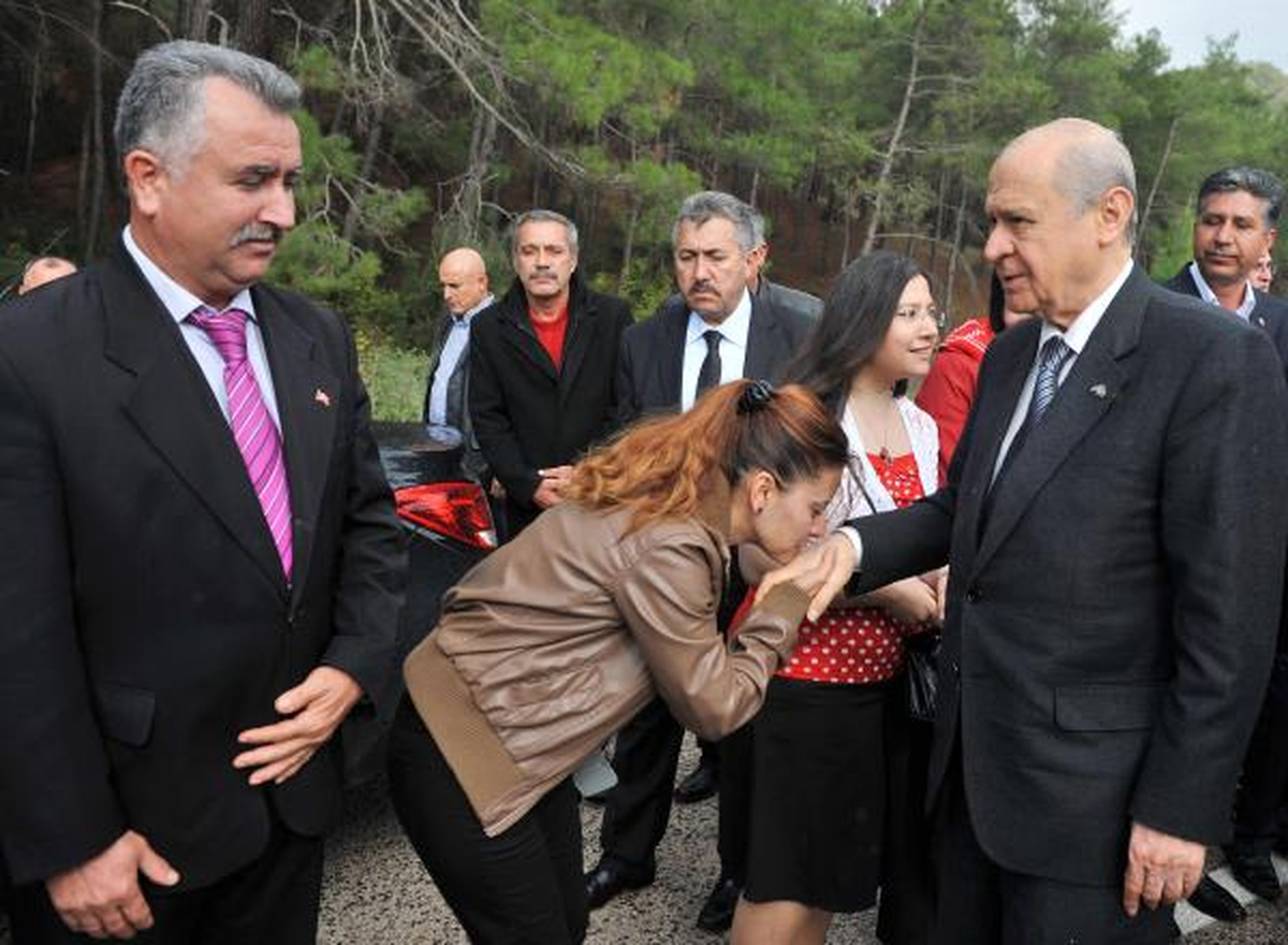 Bahçeli: Başbakan Cehalatinin Kurbanı Olmuştur (2)