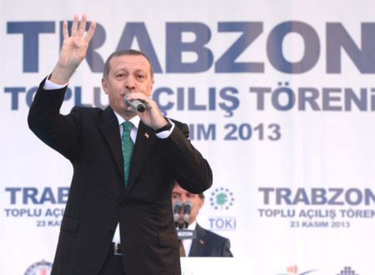 Başbakan Trabzon\'da Toplu Açılış Töreninde Konuştu: Korkaklar Zafer Anıtı Dikemezler (4)