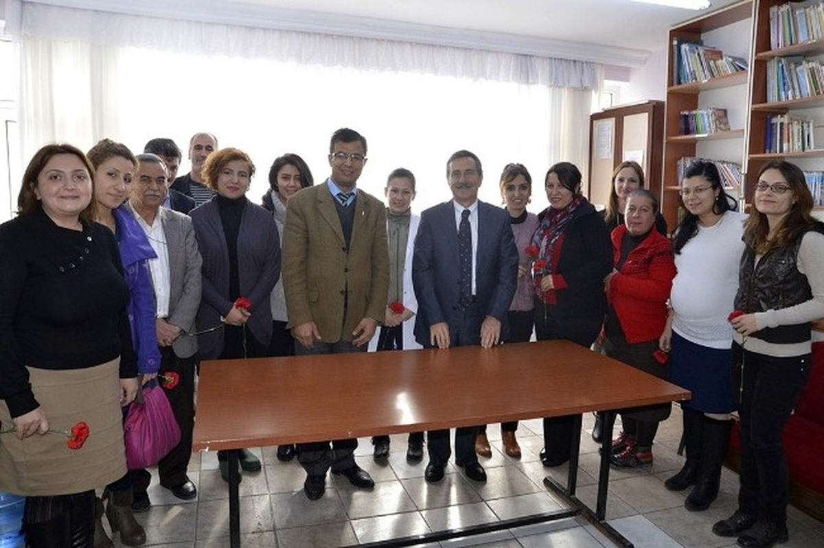 Başkan Ataç Aşure Dağıttı