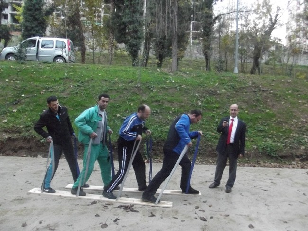 Cephanelik\'te Şenlik Var