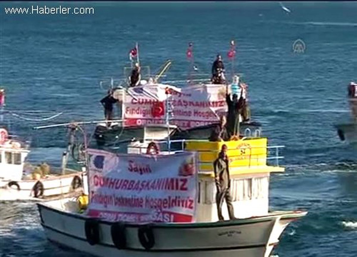 Cumhurbaşkanı Gül\'e balıkçı sürprizi (2)