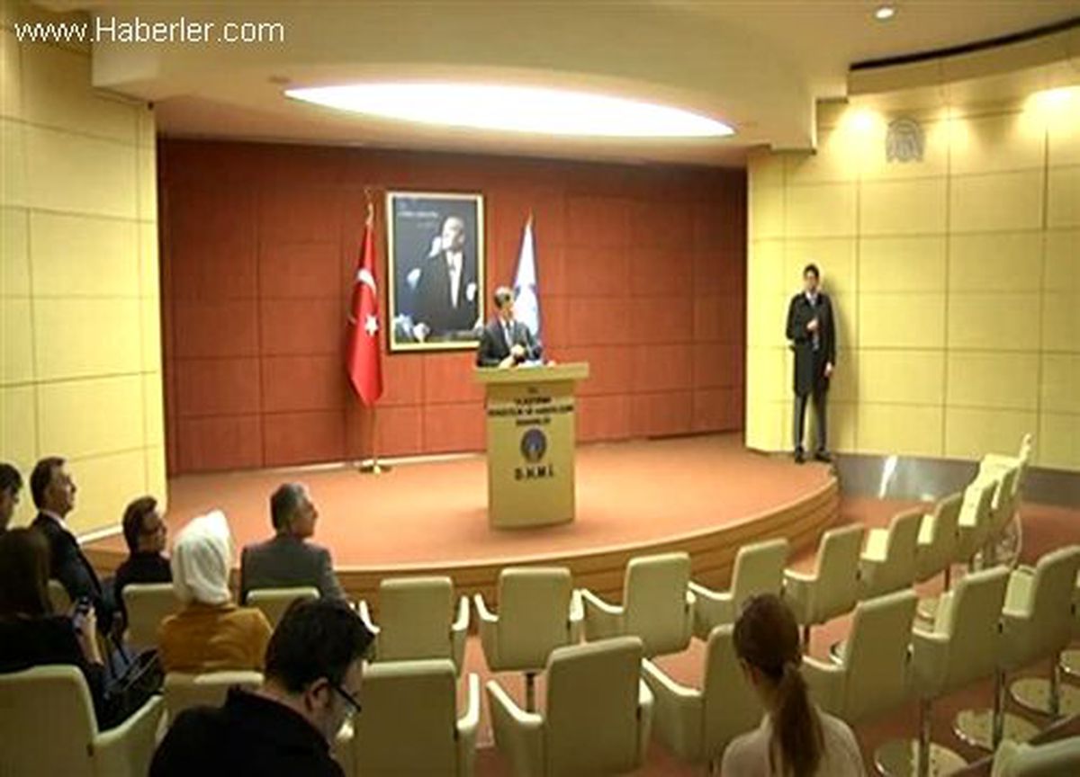 Davutoğlu: "Askeri darbeye gösterdiğimiz tepki, Mısır halkına duyduğumuz saygıdandır"