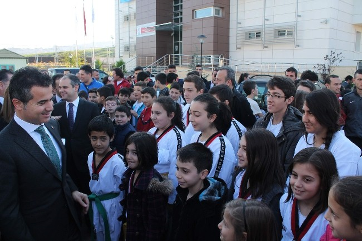 Gençlik ve Spor Bakanı Suat Kılıç Trabzon\'da