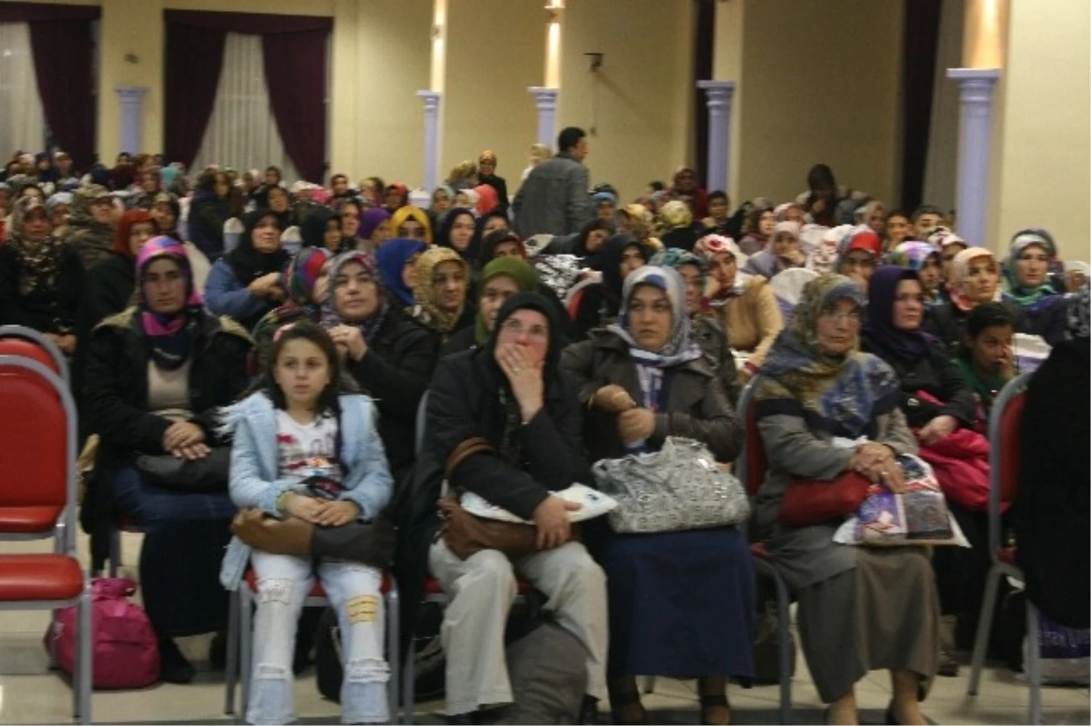 Gümüşova MHP Teşkilatı 430 Bayanı Çanakkale\'ye Gönderdi