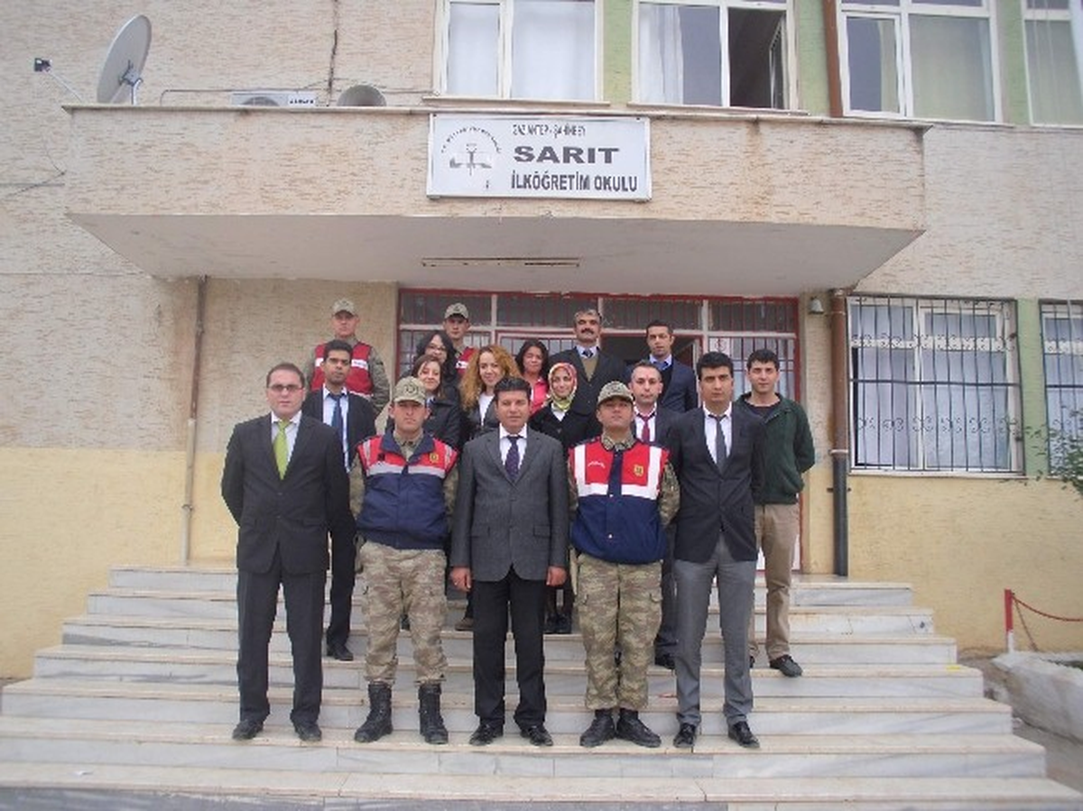 Jandarmadan Öğretmenler Günü İçin Anlamlı Ziyaret