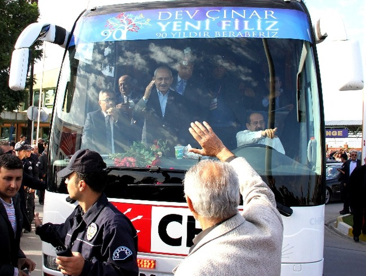CHP Genel Başkanı Kılıçdaroğlu, Adana\'ya Geldi