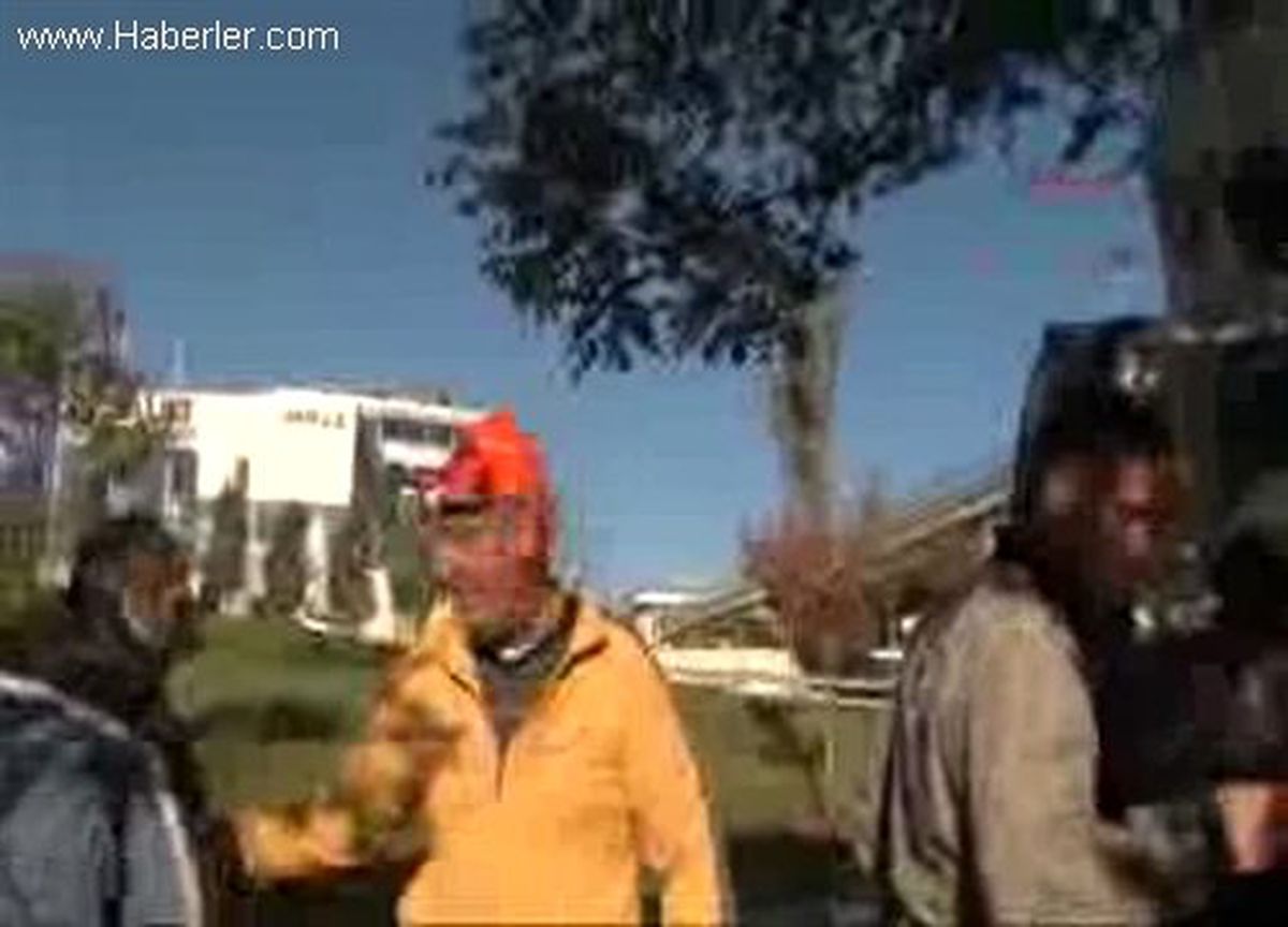 Maltepe\'de Beton Mikseri Devrildi