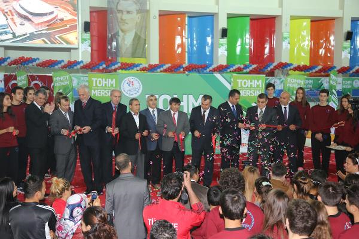 Mersin\'deki Türkiye Olimpiyat Hazırlık Merkezi Açıldı