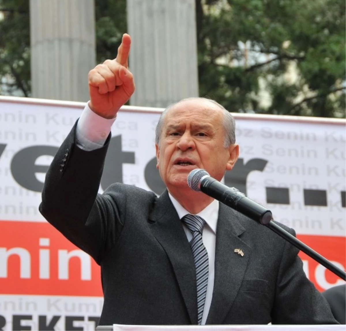 MHP Genel Başkanı Bahçeli Antalya\'da Halka Hitap Etti