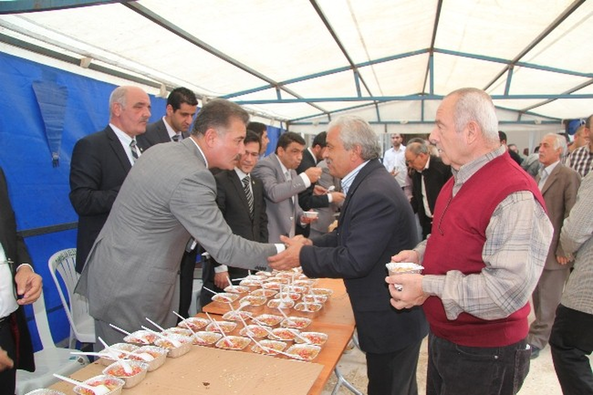 Toroslar Belediyesi, 2 Bin 500 Kişiye Aşure Dağıttı