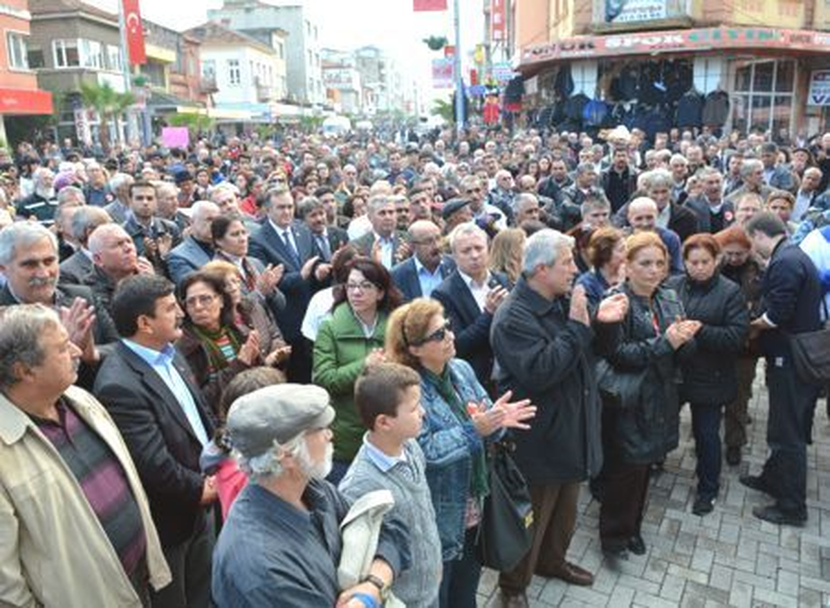Turgutlu'da Nikel Madenine Karşı Olanlar Eylem Düzenledi