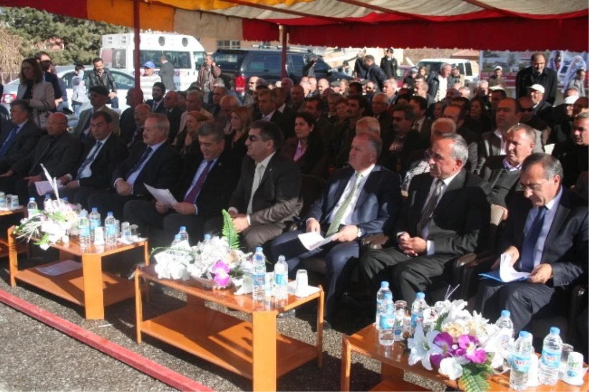 Ulalar Belediyesi\'nde Toplu Açılış ve Temel Atma Töreni