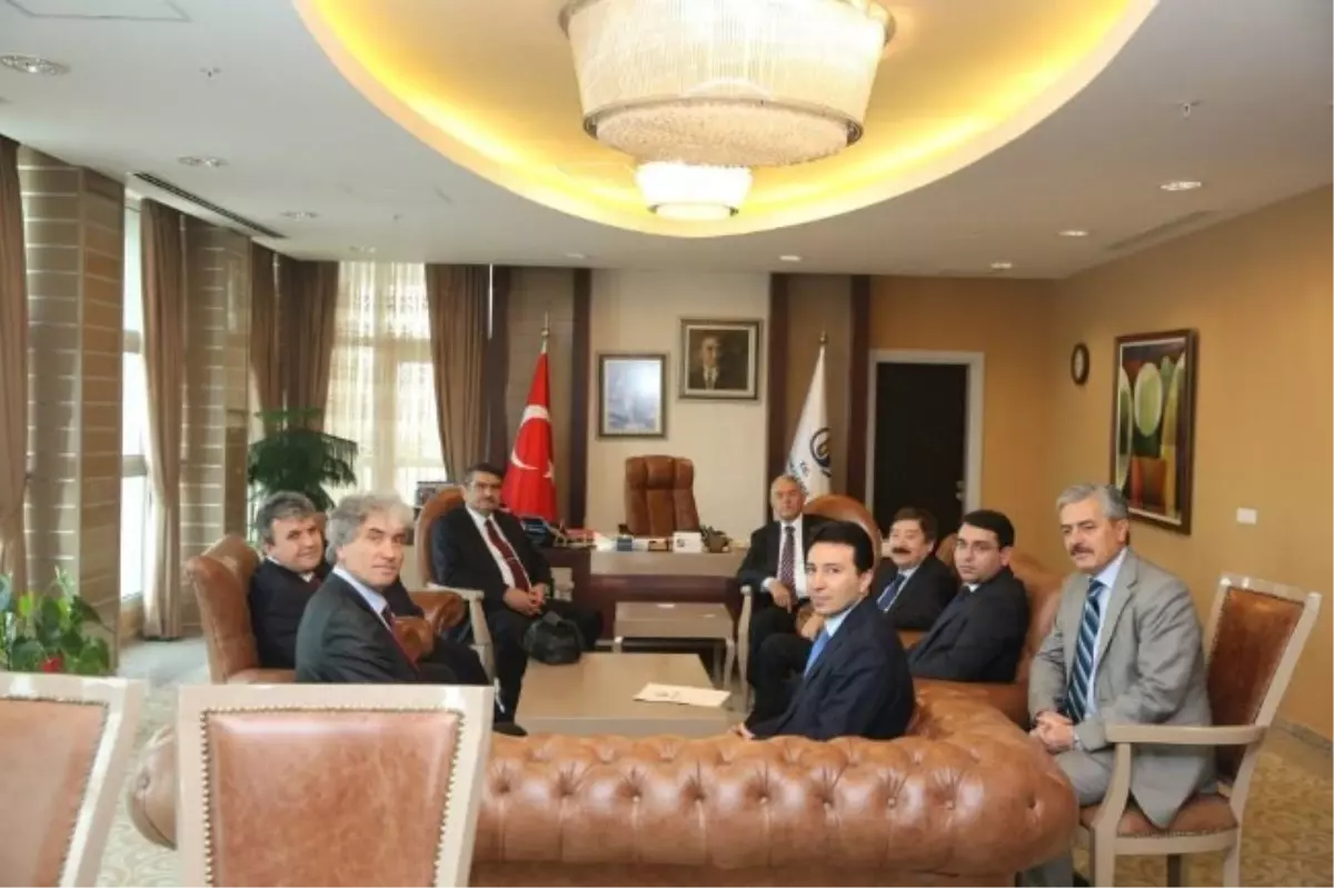 "Uluslararası Seyyid Yahyâ Şirvânî ve Halvetîlik Sempozyumu" Başladı