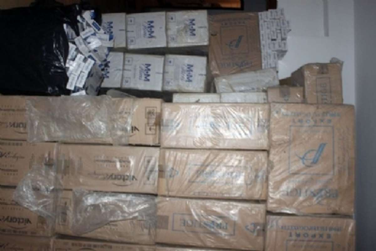 Uşak\'ta 36 Bin Paket Kaçak Sigara Ele Geçirildi