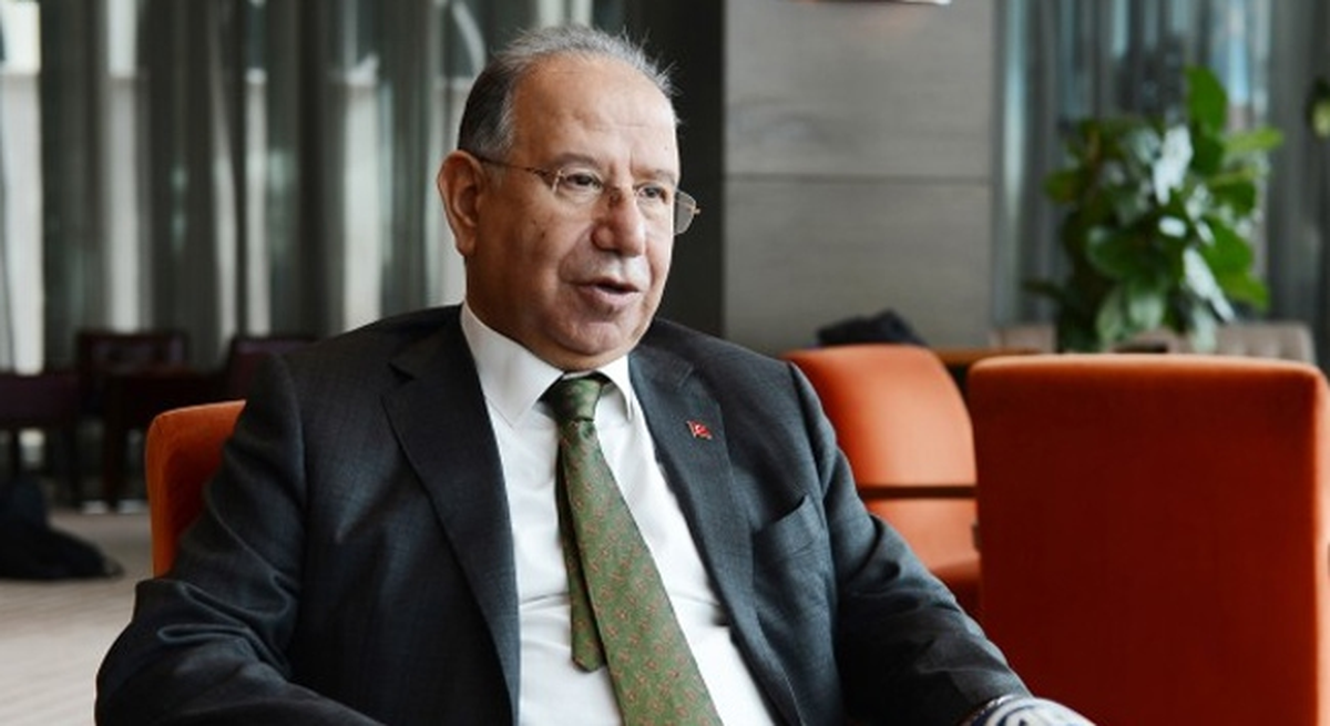 Acarer\'den, "Türk Malı Cep Telefonu Kullanın" Çağrısı