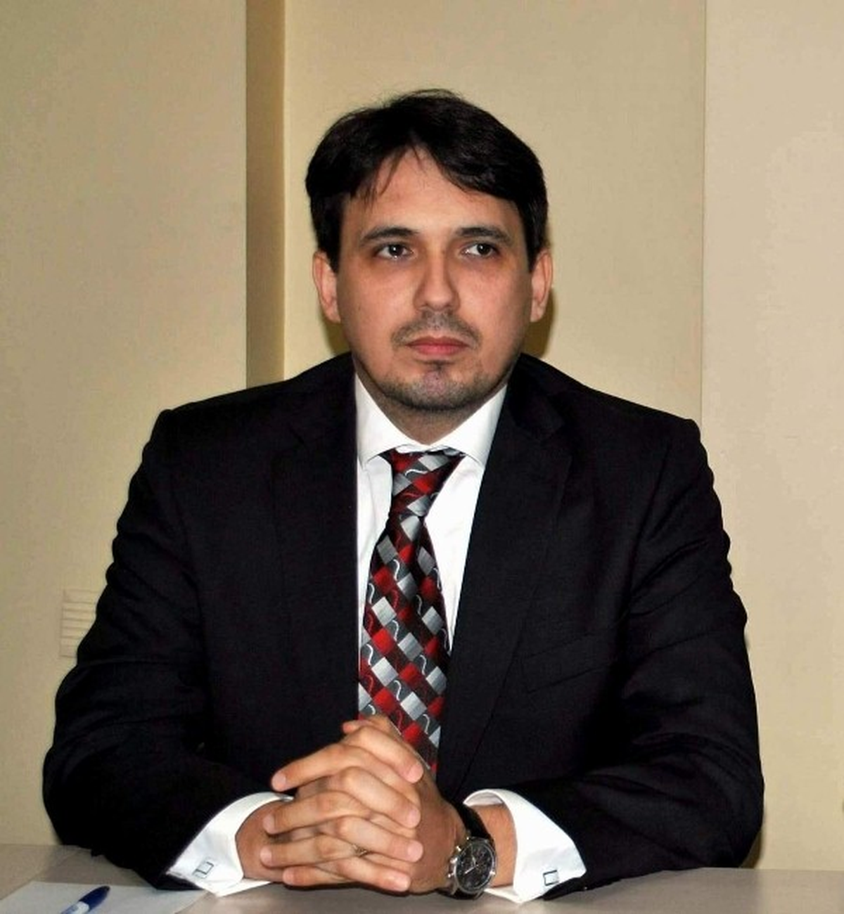 AK Parti\'li Ökten Öğretmenleri Unutmadı