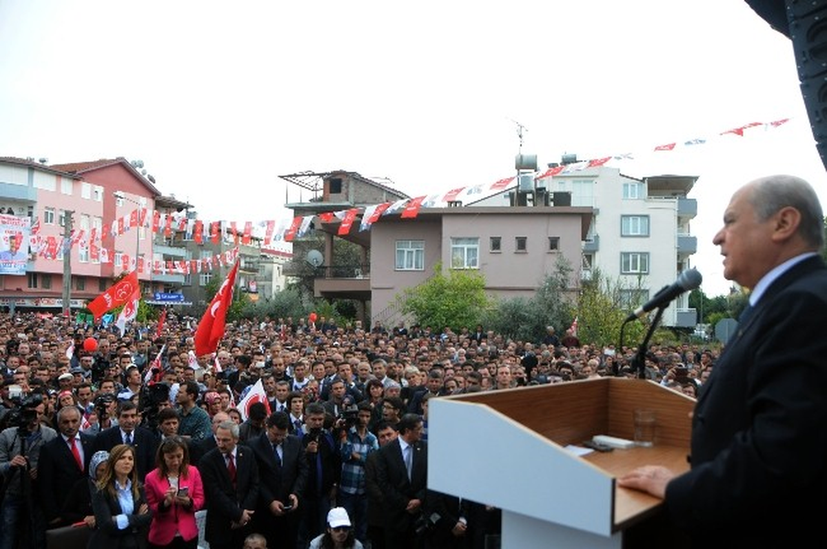 Devlet Bahçeli Apo\'lu Sloganları Kestirdi