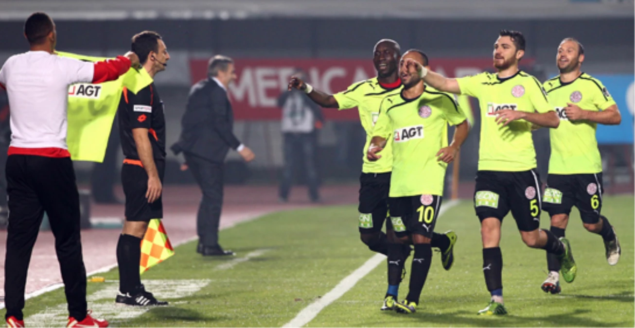 Diarra, Fenerbahçe Maçında Kaçırdığı Gol İçin Özür Diledi