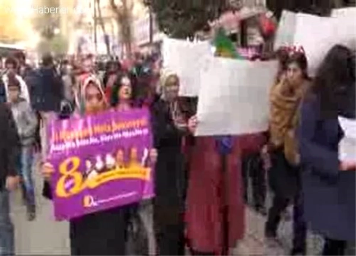Elazığ ve Bingöl\'de Kadına Şiddet Protestosu