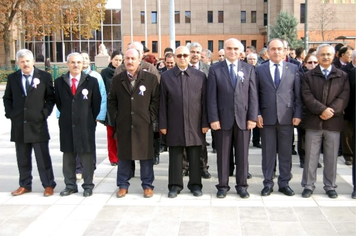 Eskişehir\'de 24 Kasım Öğretmenler Günü Töreni