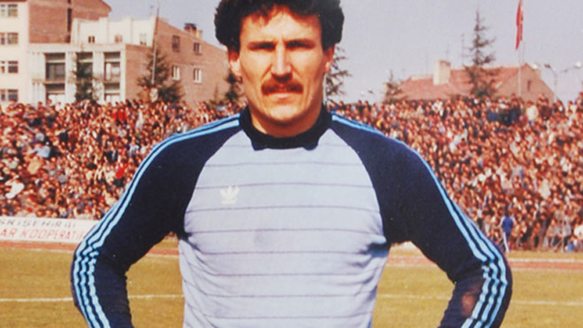 Eskişehirspor\'un Eski Kalecisi Sinan Alağaç Anıldı