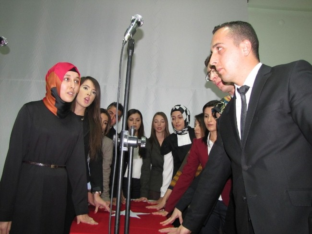 Hisarcık\'ta Genç Öğretmenler Yemin Etti