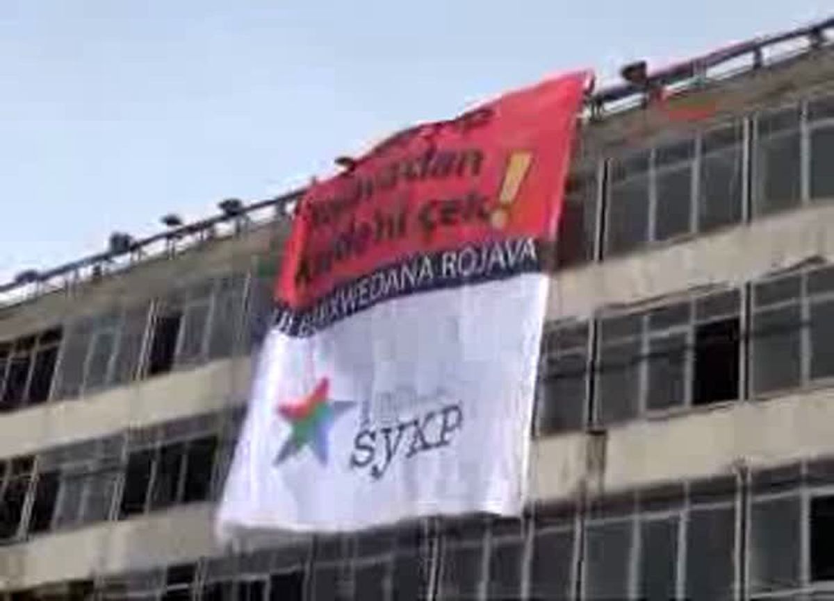 Kadıköy\'de Mitingi Öncesi Olaylar Çıktı