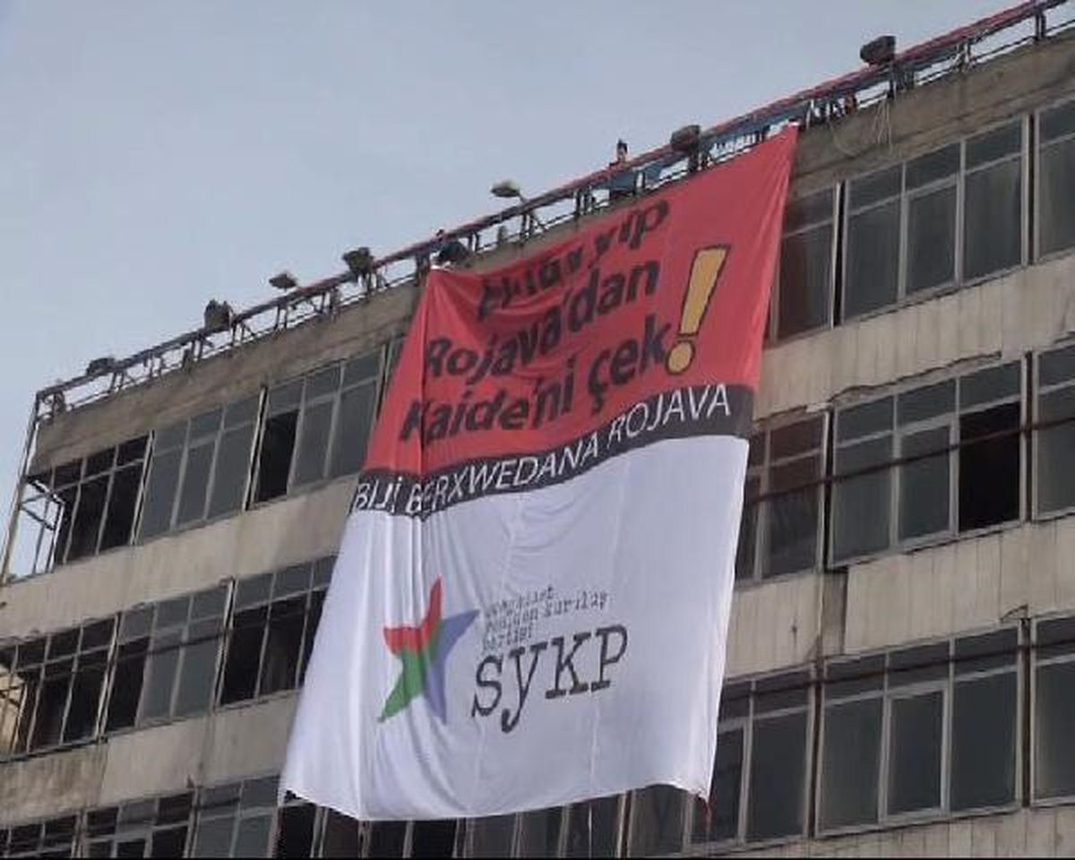 Kadıköy\'deki Miting Olaylı Başladı (3)