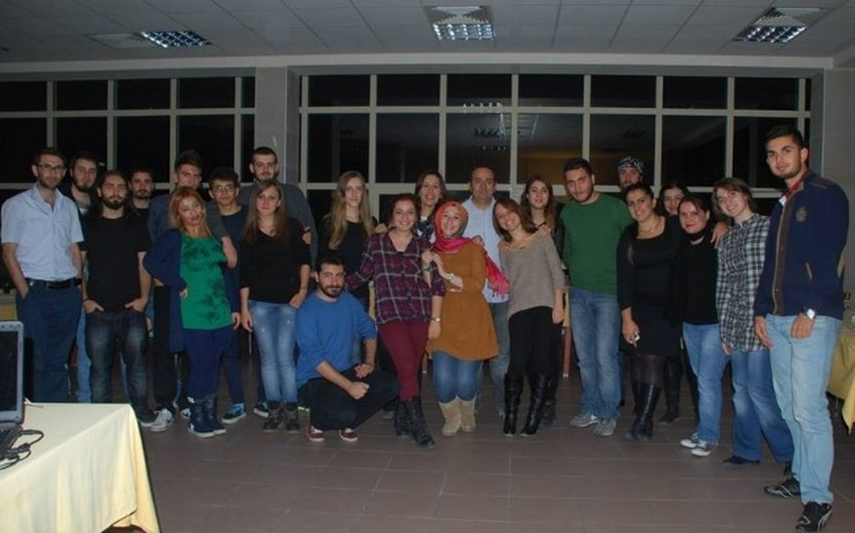 Kampus Fm\'de Karaoke Partisi
