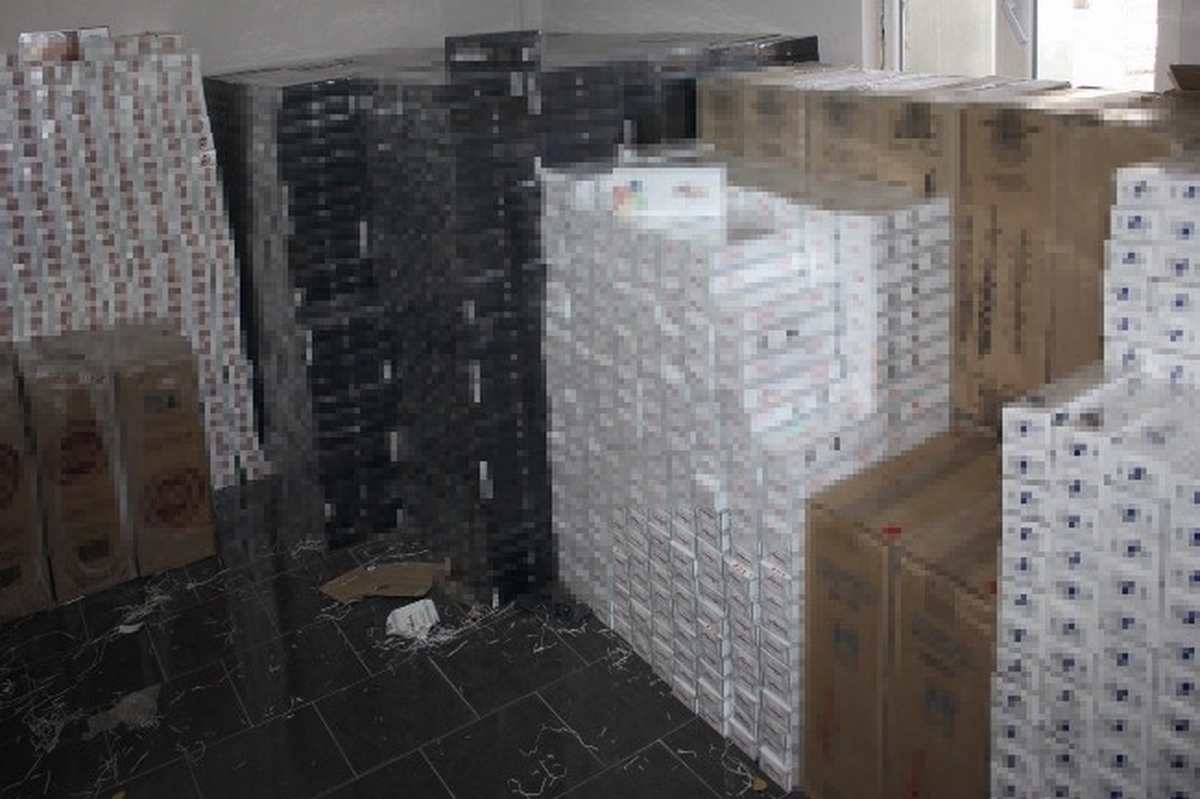 Kars\'ta 114 Bin Paket Kaçak Sigara Ele Geçirildi