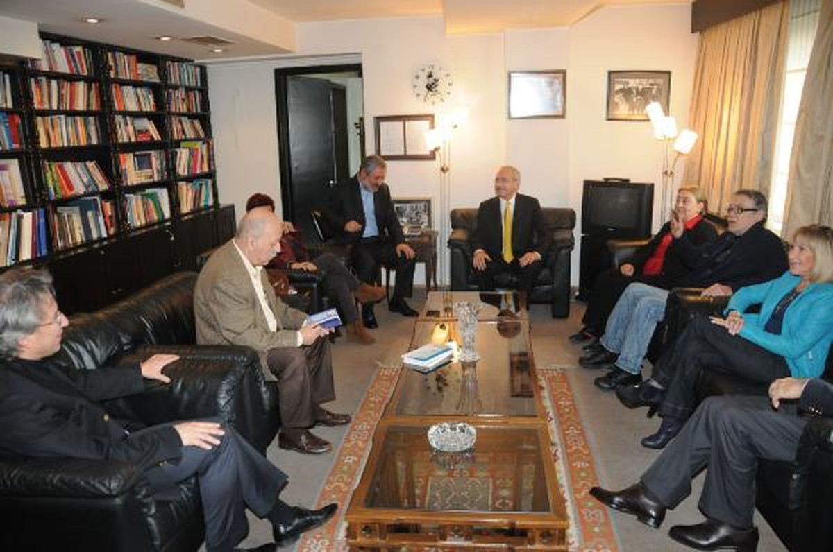 Kılıçdaroğlu: Öğretmenine Şiddet Uygulayan İktidarlar Payidar Olmaz