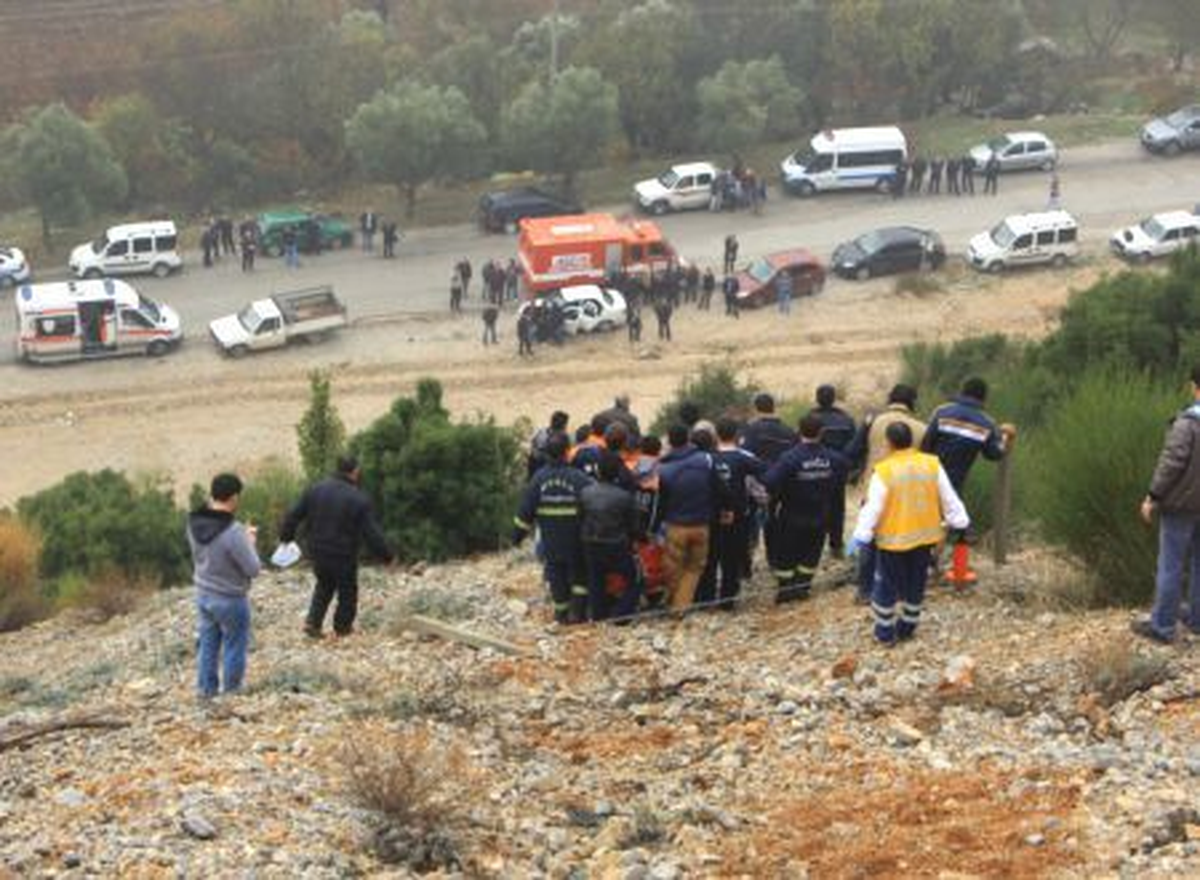 Muğla\'da Bir Genç Kazadan 24 Saat Sonra Sağ Kurtarıldı