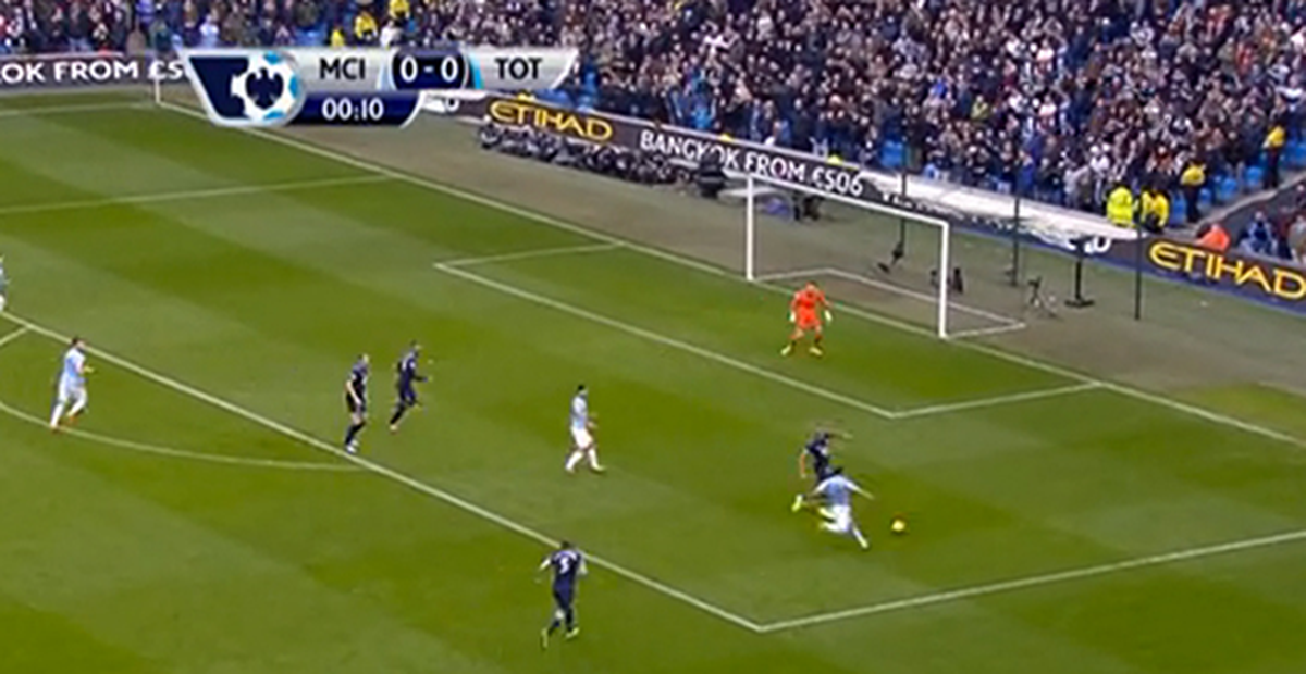 Manchester City\'li Navas, 13. Saniyede Gol Attı