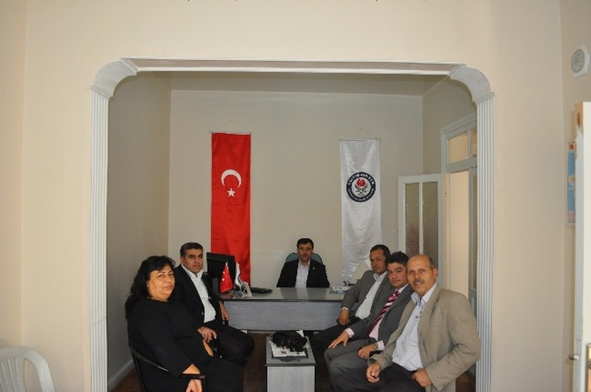 Nazilli Eğitim-Bir-Sen: "Öğretmenler Özgürleşmelidir"