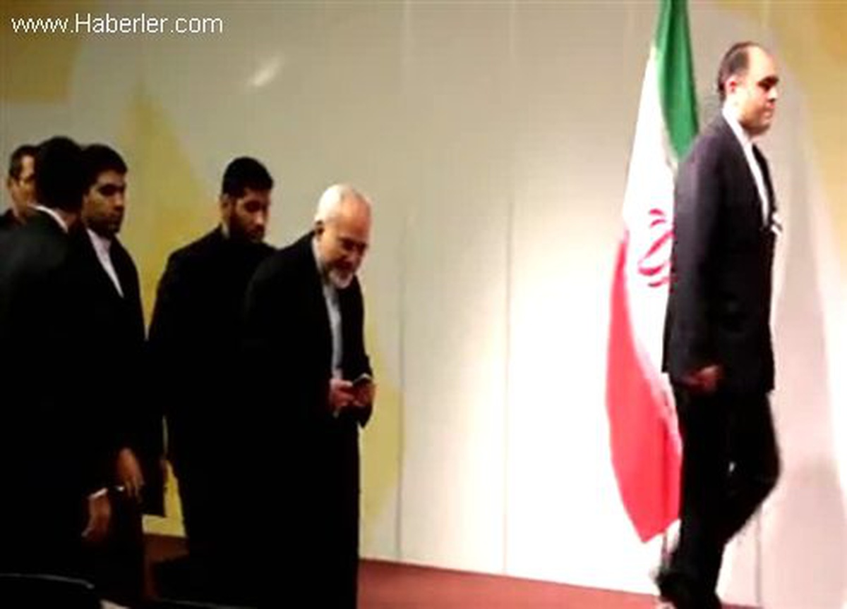 Nükleer müzakereler İran Dışişleri Bakanı Zarif