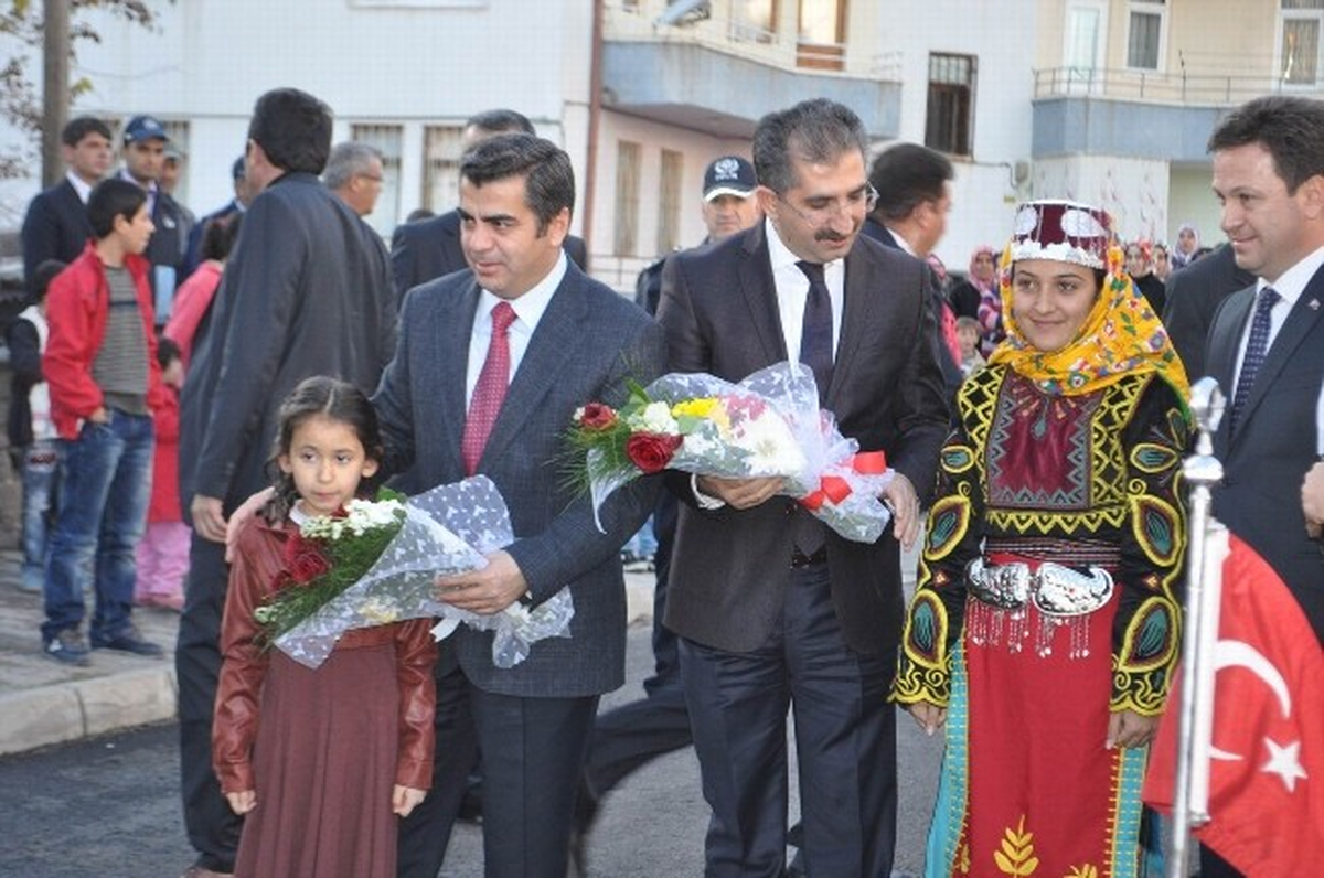Öğretmenler Günü\'nde Öğretmenlere Anlamlı Hediye