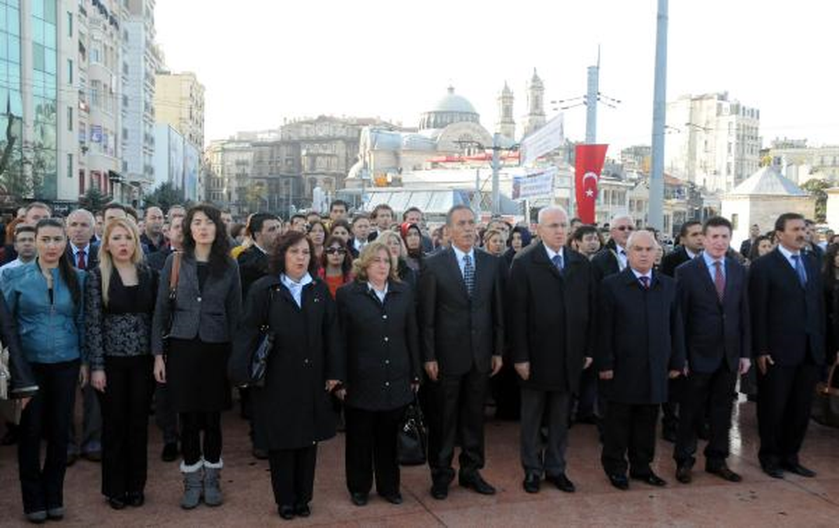 Taksim\'de Öğretmenler Günü Töreni