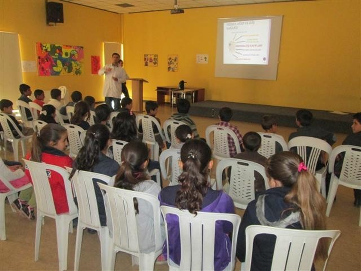 Tegv\'de Ağız ve Diş Sağlığı Semineri