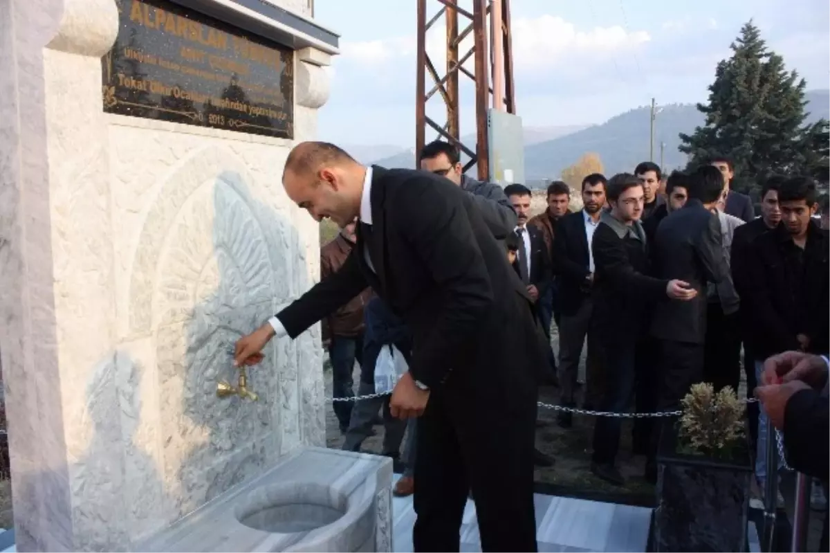 Tokat\'ta Alparslan Türkeş Anıt Çeşmesi Açıldı