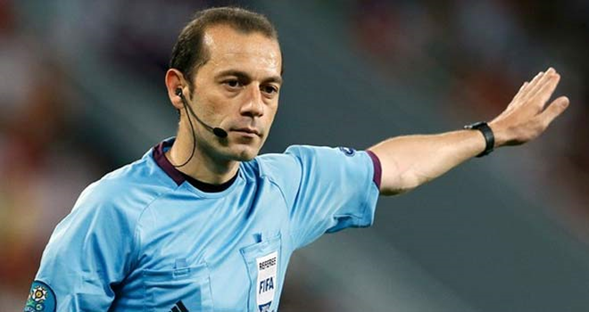 UEFA\'dan Cüneyt Çakır\'a Görev