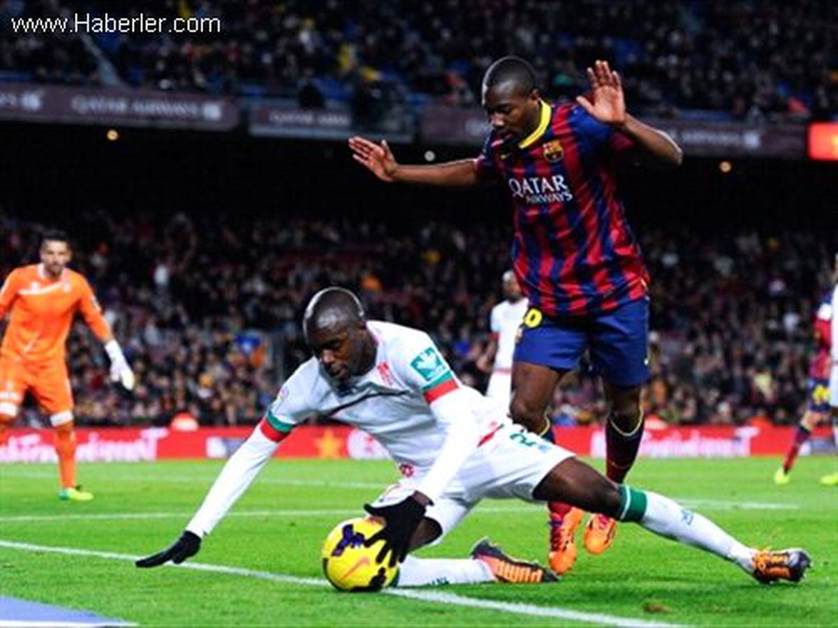 Adama, Xavi ve Iniesta\'yı Geçti