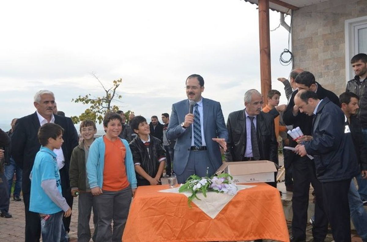 Başiskele Belediyesi 895 Tapu Dağıttı