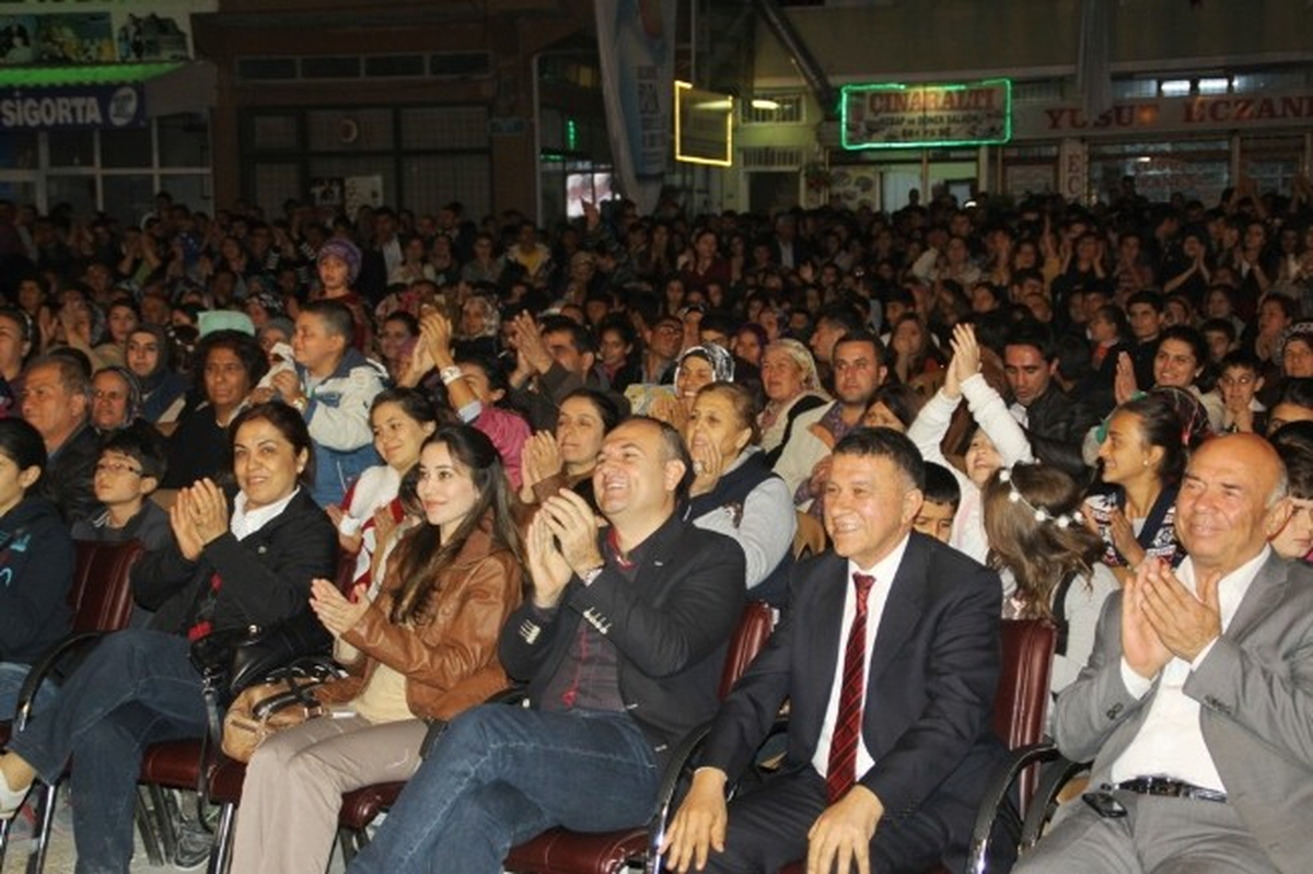 Erzin\'de Narenciye Festivali Sona Erdi