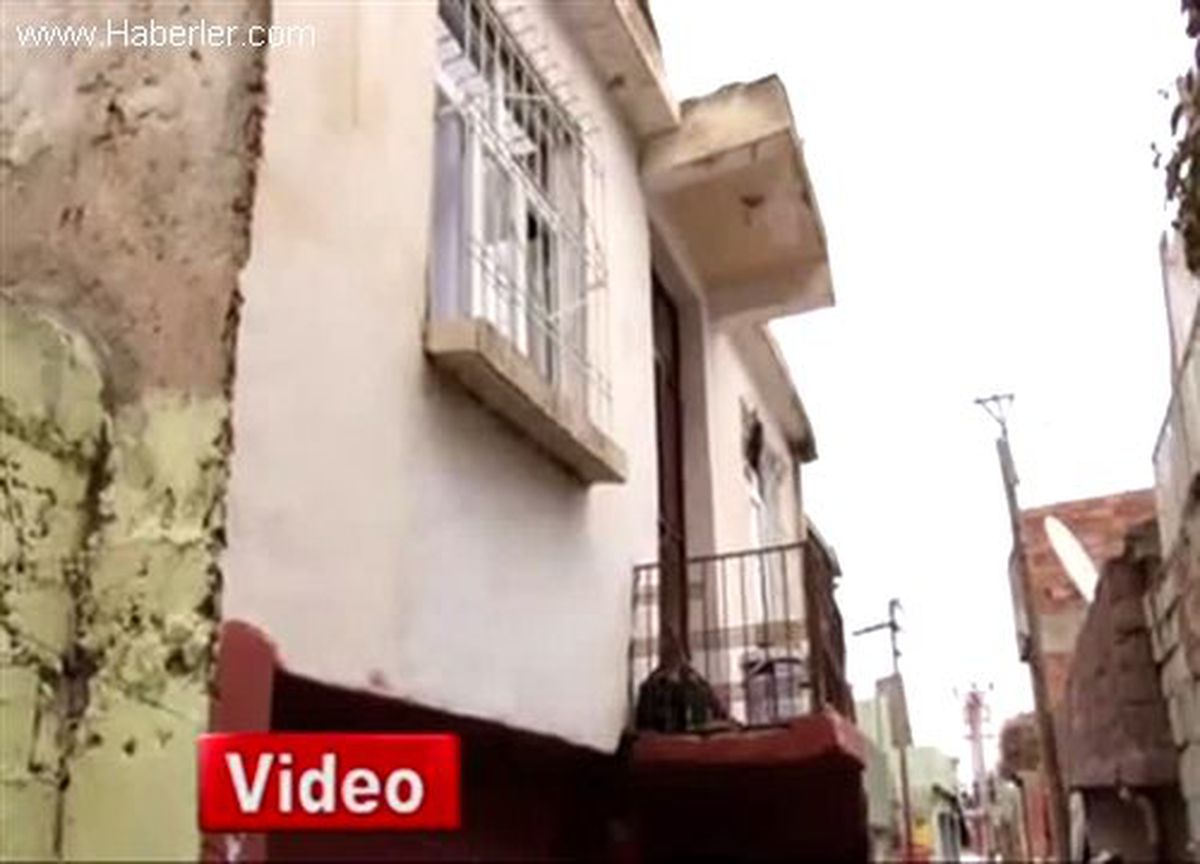 Eşini Poşu ile Boğup Sabaha Kadar Başında Beklemiş